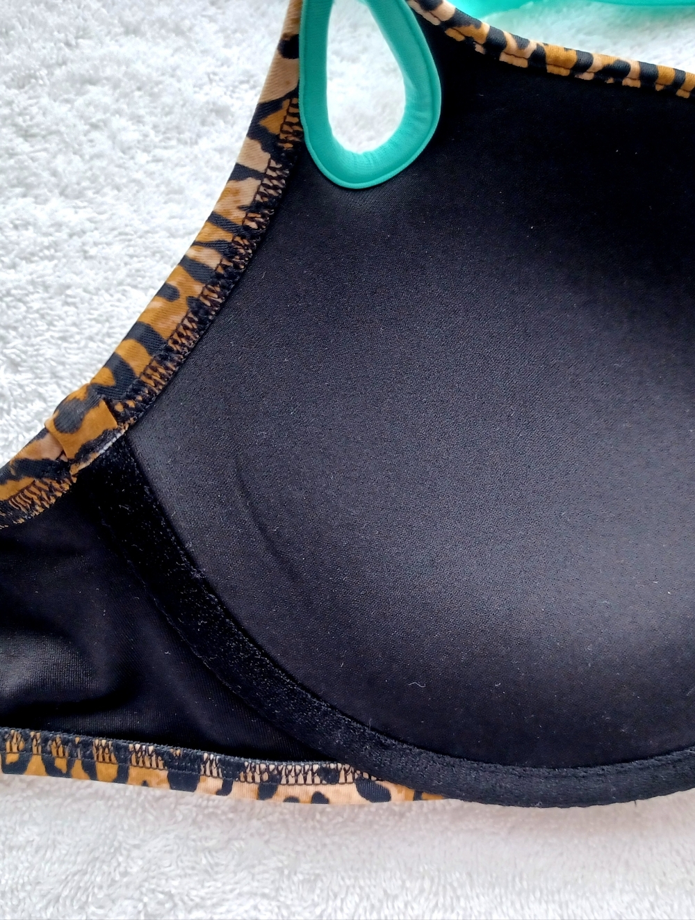 Victoria's Secret Bombshell Leopard Print Push-Up Padded Bikini Top, Size 36D - Picture 11 of 16